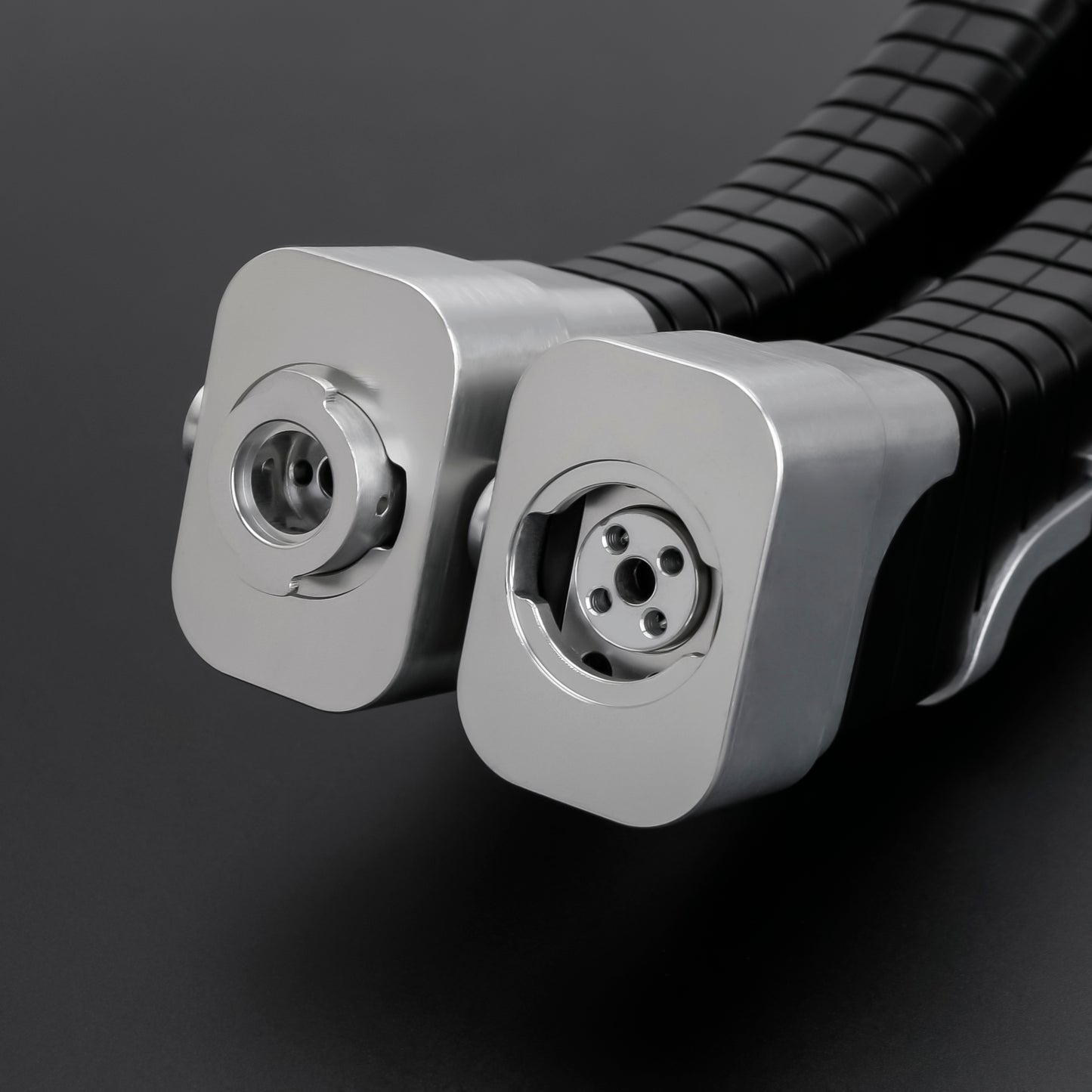 Custom AV3 Saber by TXQ Sabers