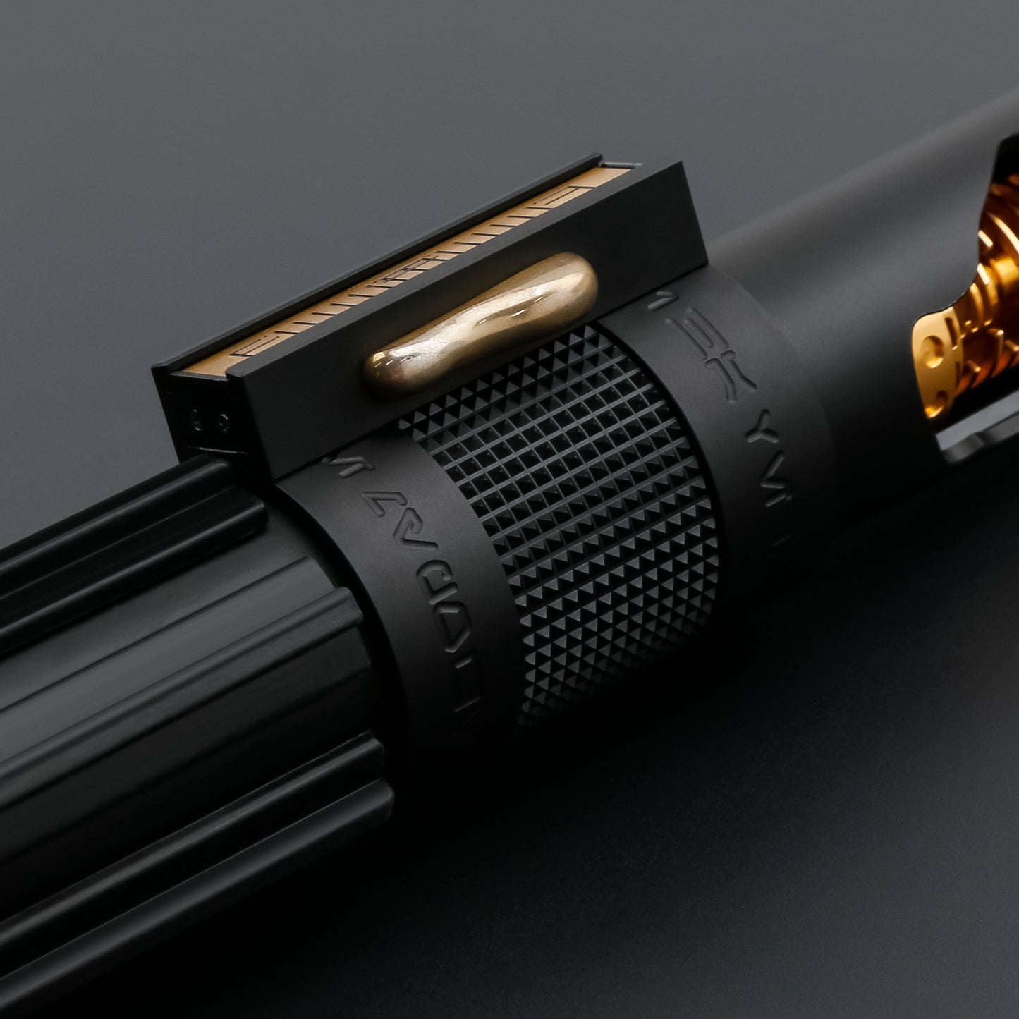 Custom KNIGHTFALL Saber by TXQ Sabers