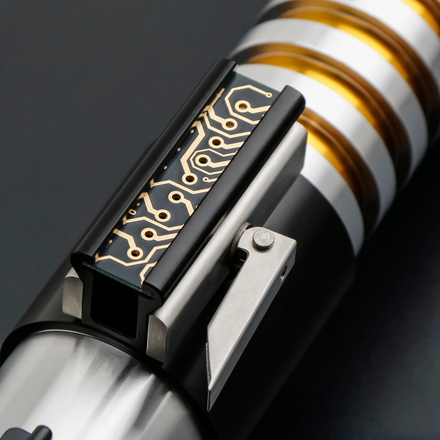 Custom EM1 Saber by TXQ Sabers