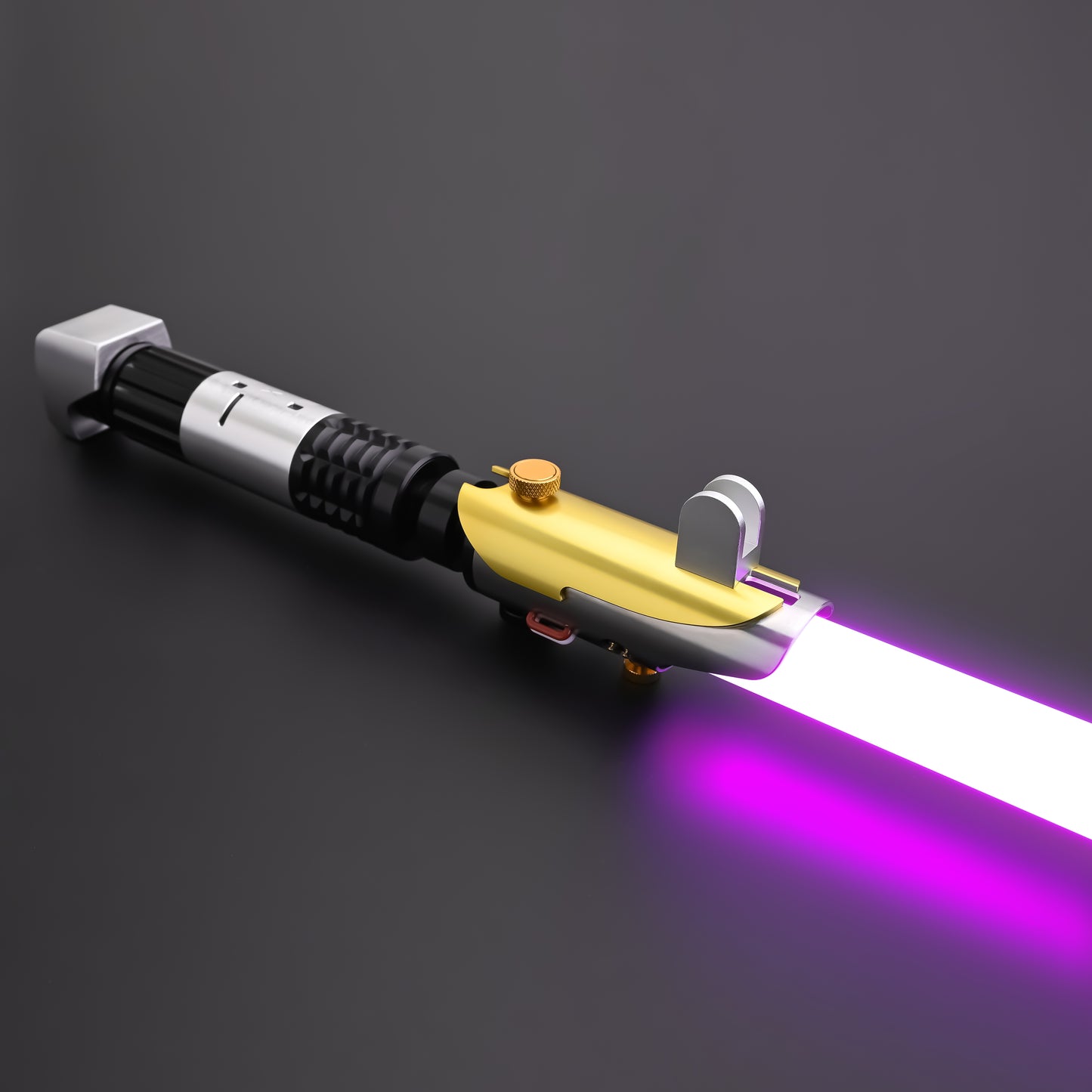 Custom Visions Saber by TXQ Sabers